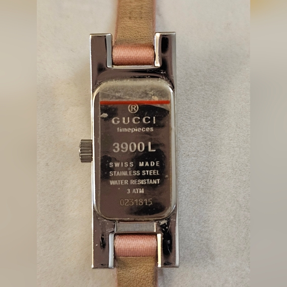 Gucci 3900L Watch EUC - Picture 6 of 8